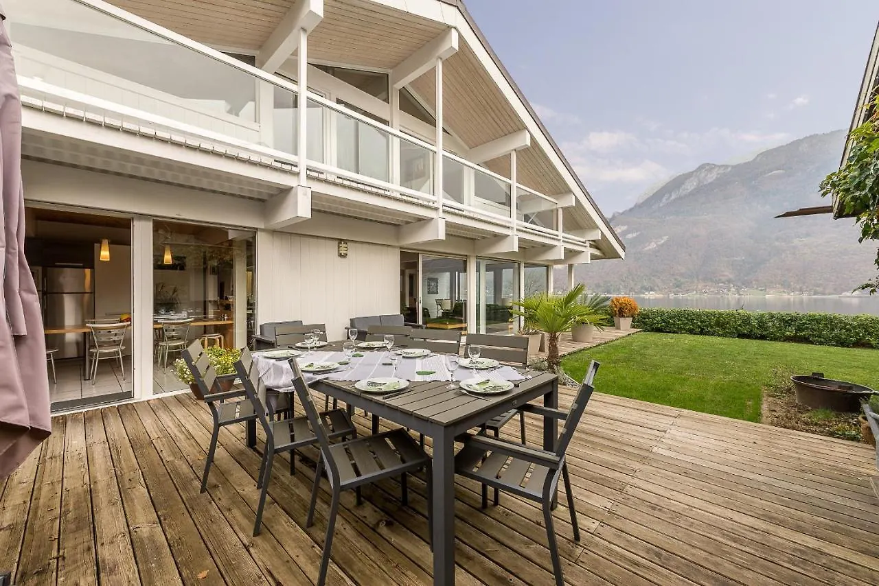Holiday home Villa Panoramique: Lakeside Luxury by LLA Selections Doussard