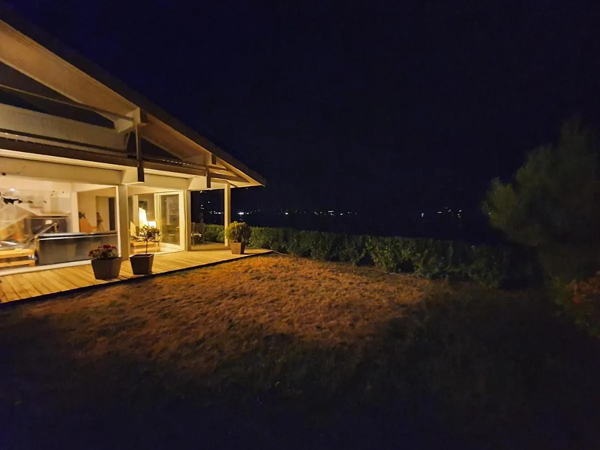 Villa Panoramique: Lakeside Luxury by LLA Selections Doussard Holiday home