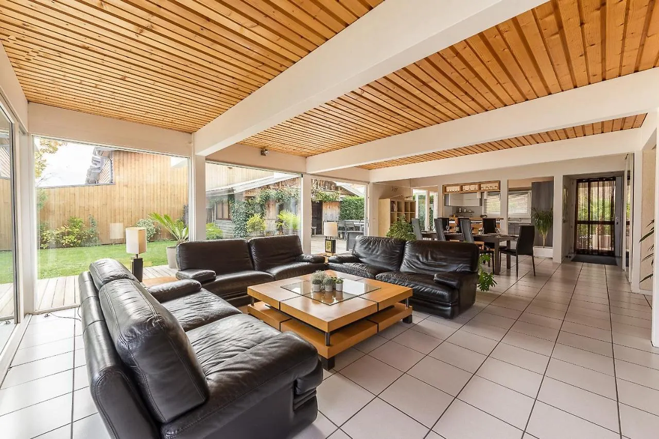 Holiday home Villa Panoramique: Lakeside Luxury by LLA Selections Doussard France